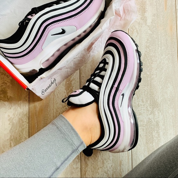 Nike Shoes - NWT Nike air Max 97